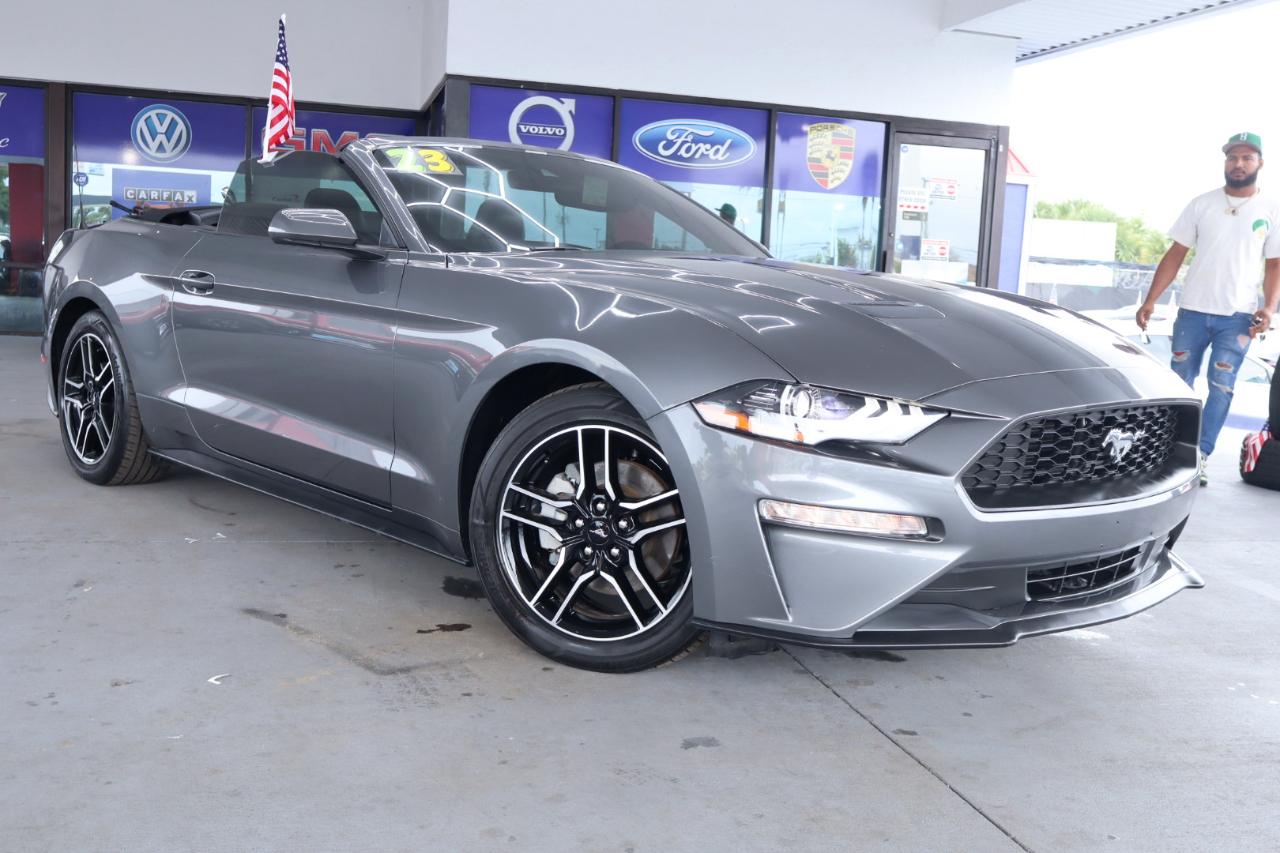 Ford Mustang EcoBoost Convertible 2023