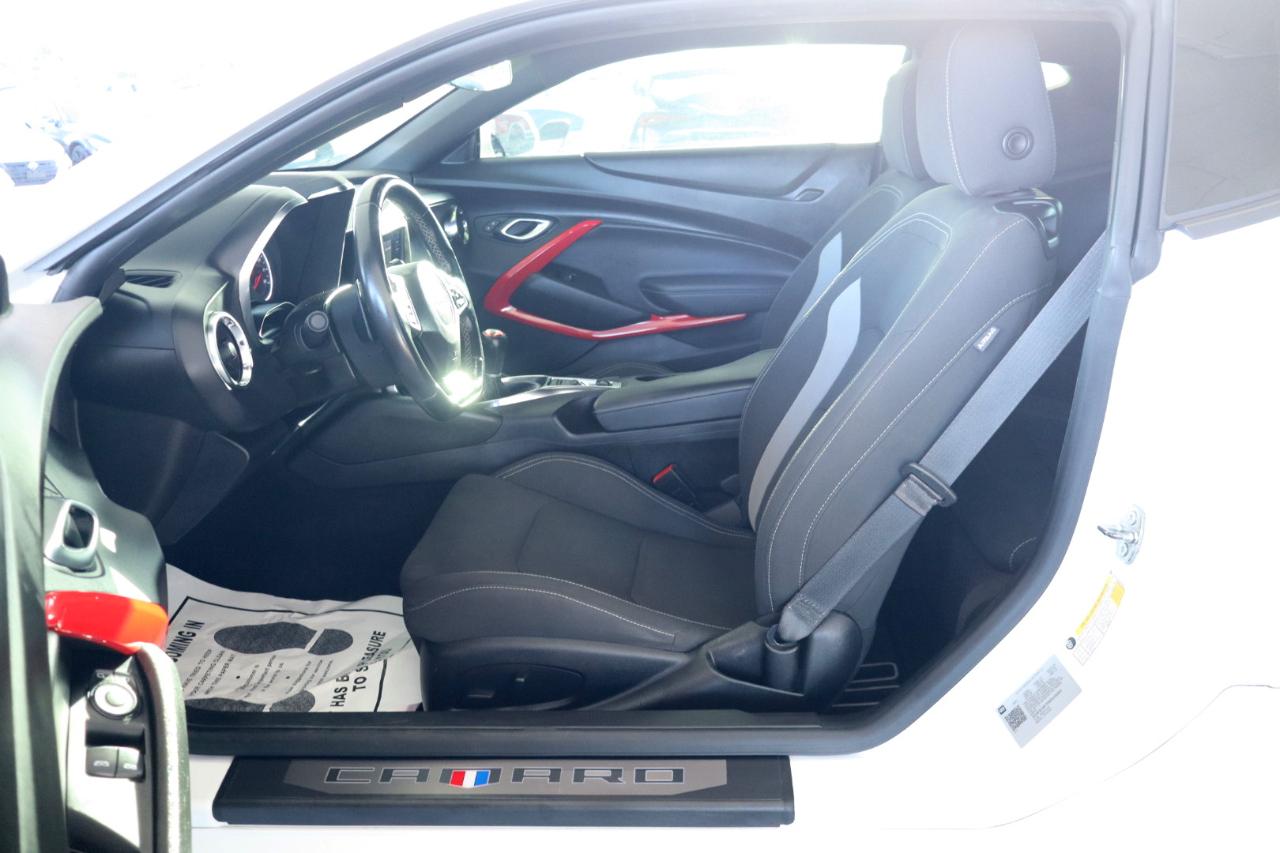 Chevrolet Camaro 2dr Cpe LT1 2022