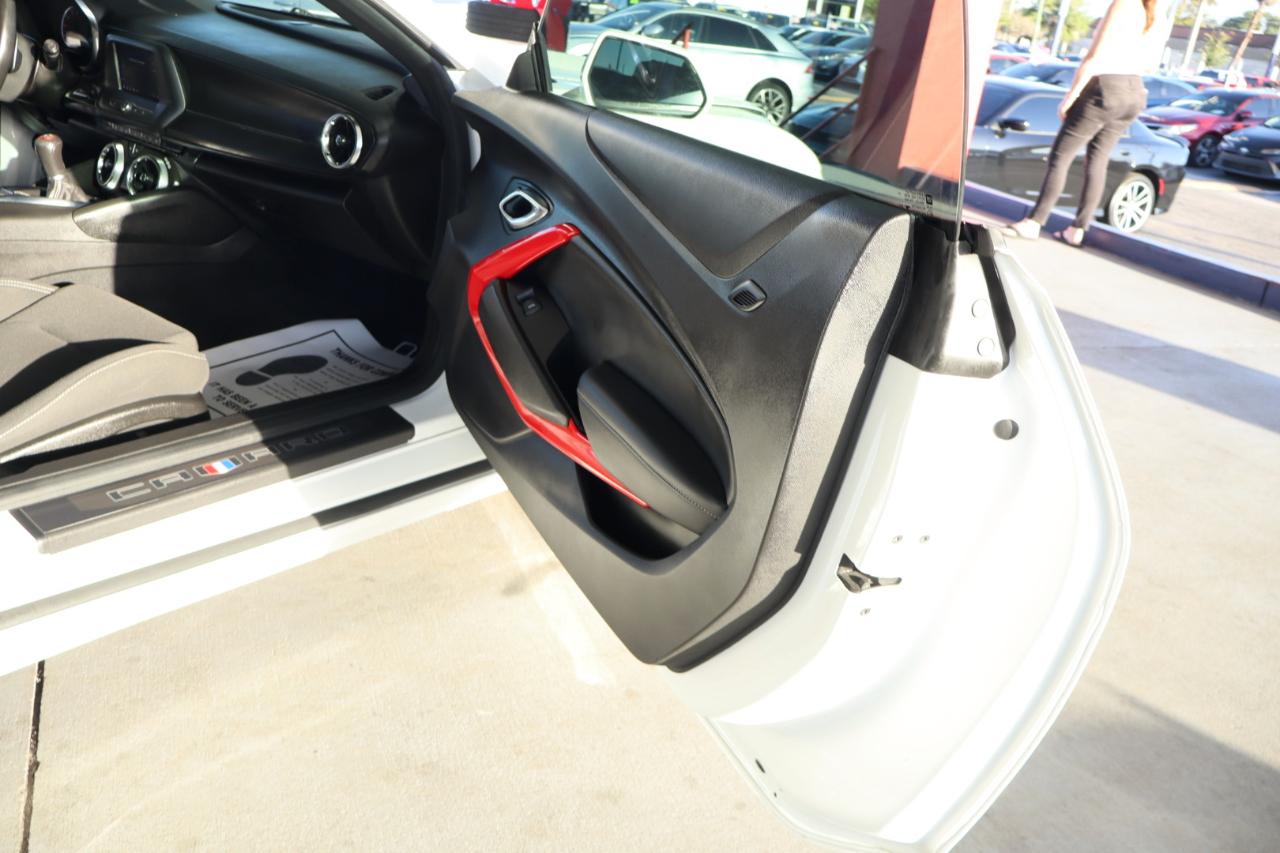 Chevrolet Camaro 2dr Cpe LT1 2022