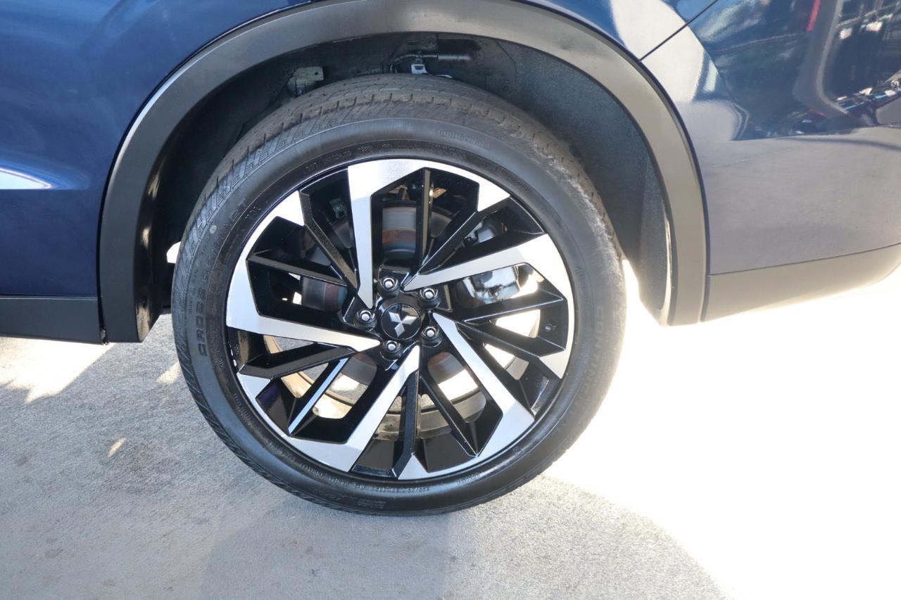 Mitsubishi Outlander SE Launch Edition FWD 2022