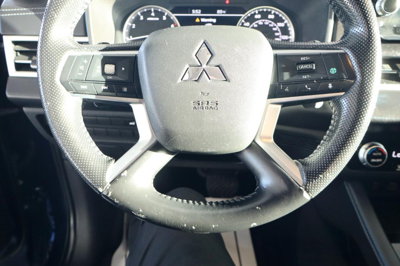 Mitsubishi Outlander SE Launch Edition FWD 2022