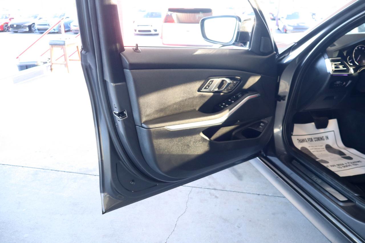 BMW 3 Series 330i Sedan North America 2020