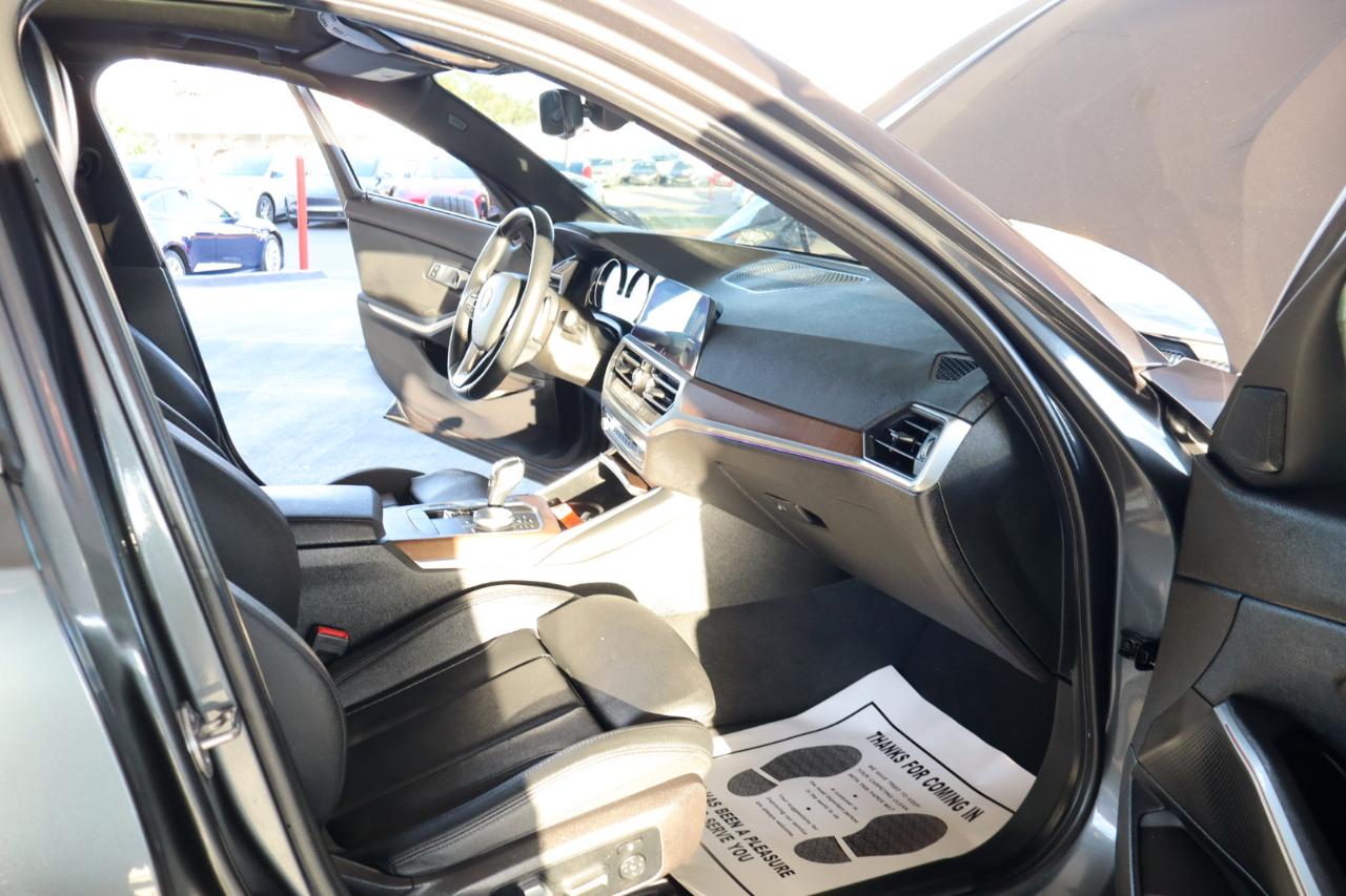 BMW 3 Series 330i Sedan North America 2020