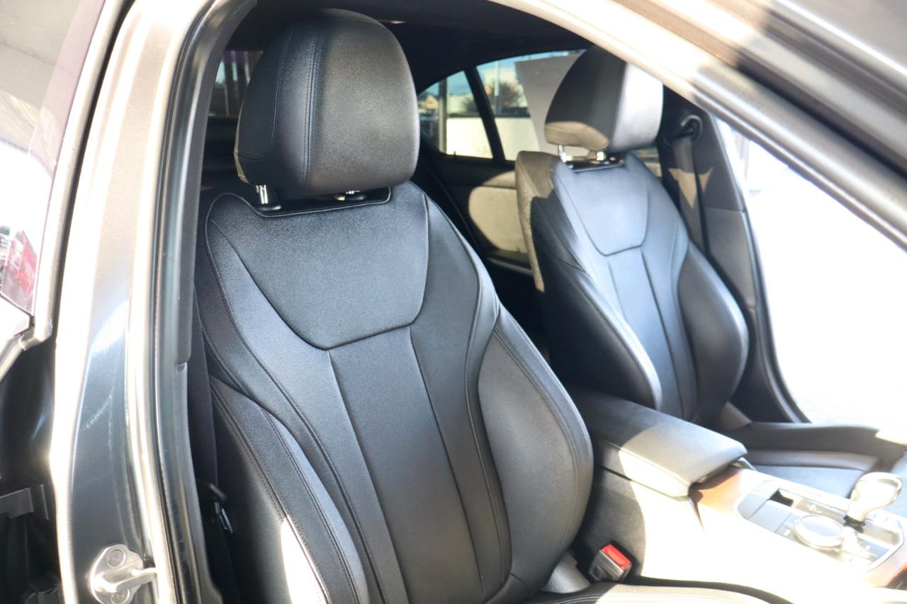 BMW 3 Series 330i Sedan North America 2020
