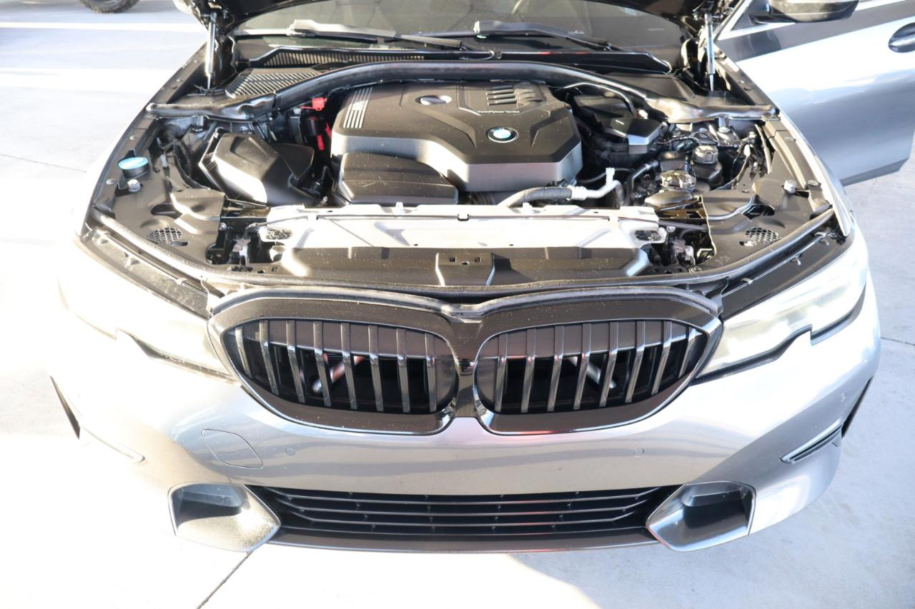 BMW 3 Series 330i Sedan North America 2020