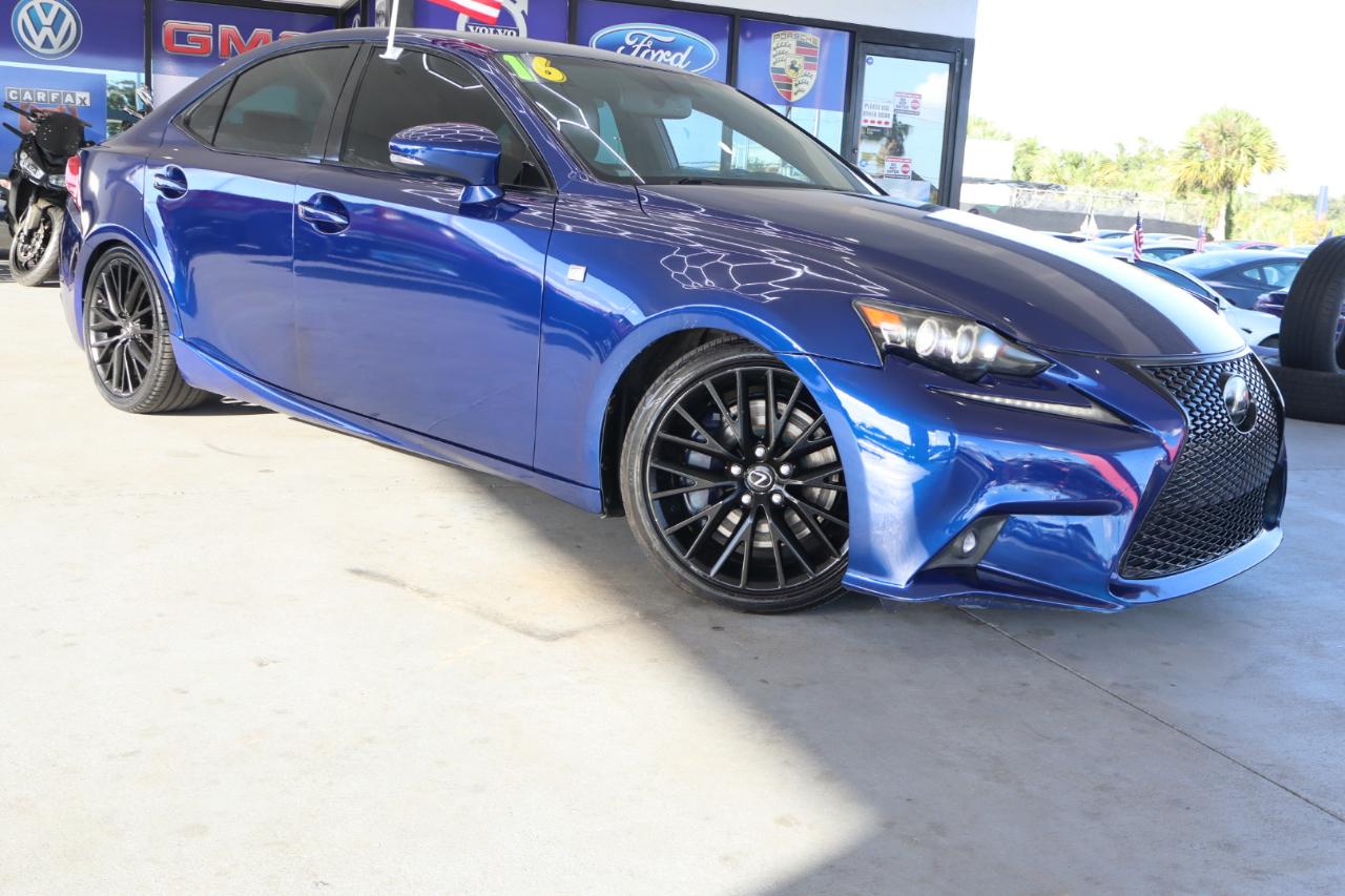 Lexus IS 300 4dr Sdn AWD 2016