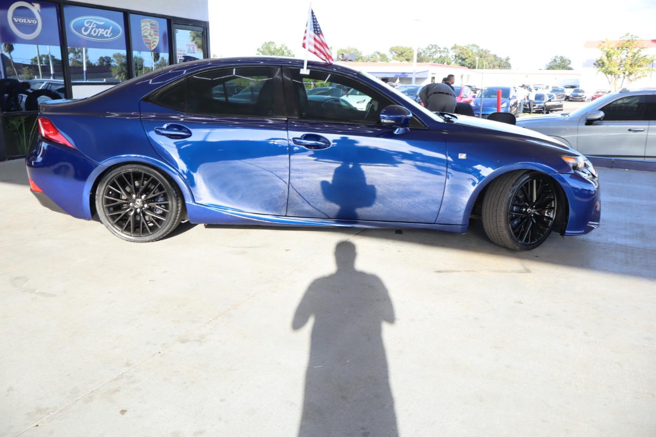 Lexus IS 300 4dr Sdn AWD 2016