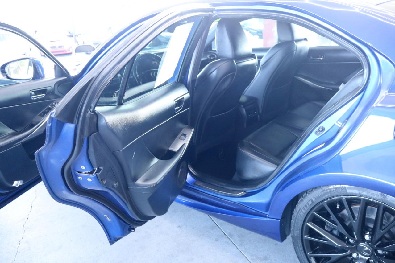 Lexus IS 300 4dr Sdn AWD 2016