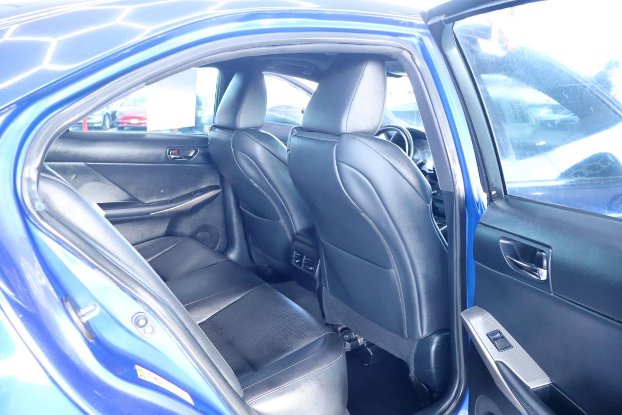 Lexus IS 300 4dr Sdn AWD 2016