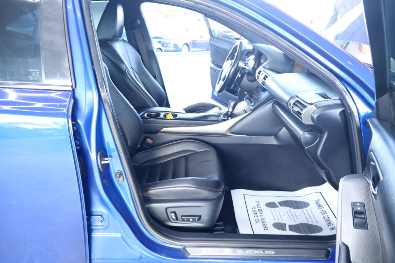Lexus IS 300 4dr Sdn AWD 2016