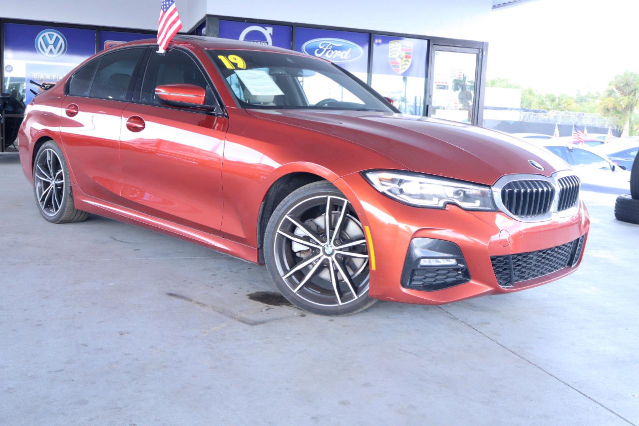BMW 3 Series 330i Sedan 2019