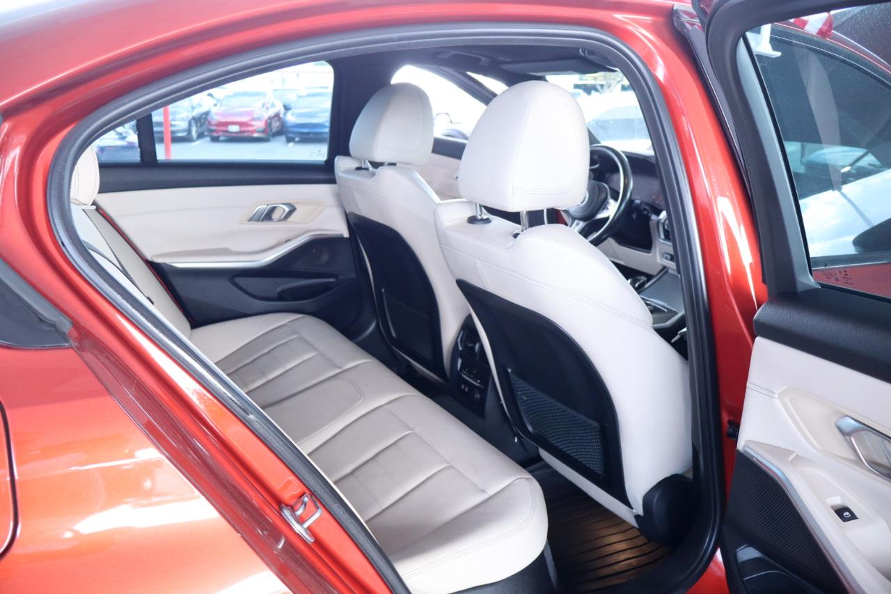 BMW 3 Series 330i Sedan 2019
