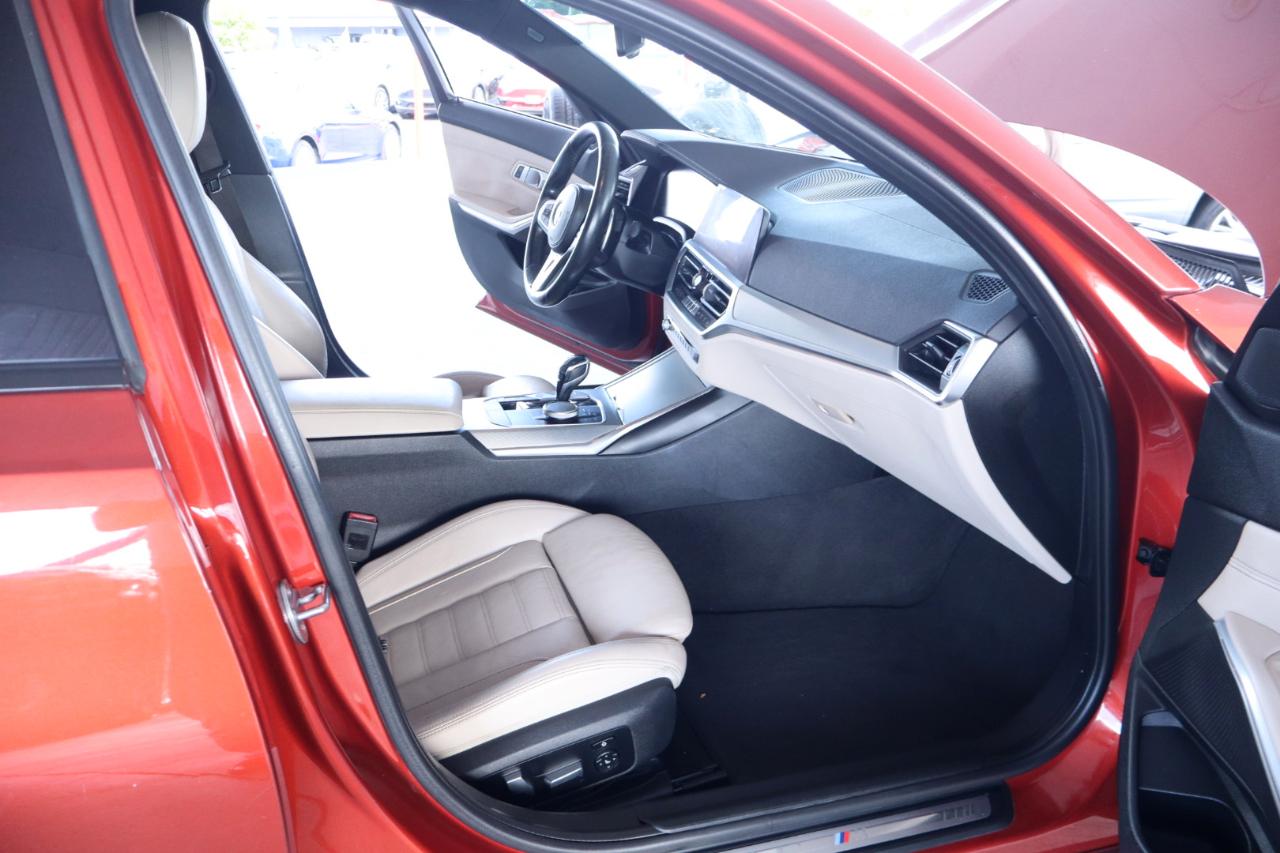BMW 3 Series 330i Sedan 2019