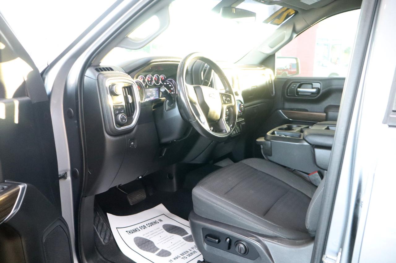 Chevrolet Silverado 1500 2WD Crew Cab 147" LT 2021