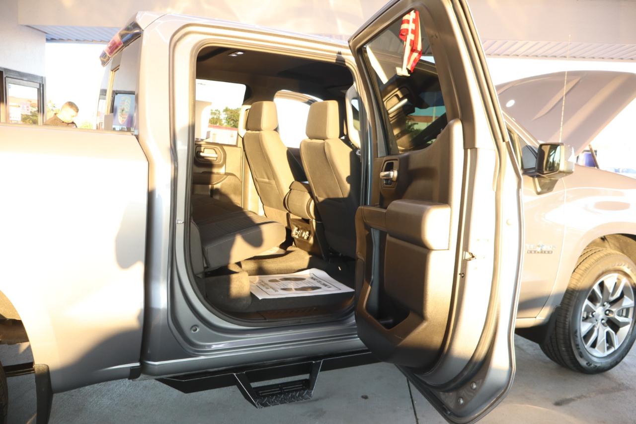 Chevrolet Silverado 1500 2WD Crew Cab 147" LT 2021