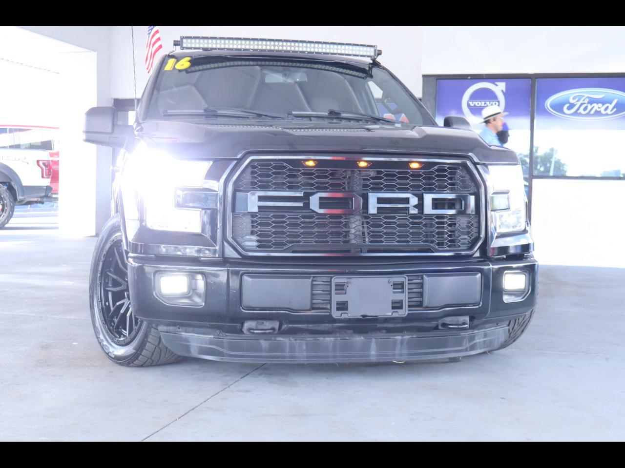 Ford F-150 4WD SuperCrew 139" XLT 2016