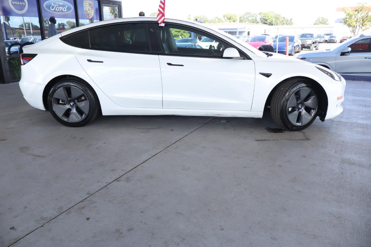 Tesla Model 3 Standard Range Plus RWD 2021