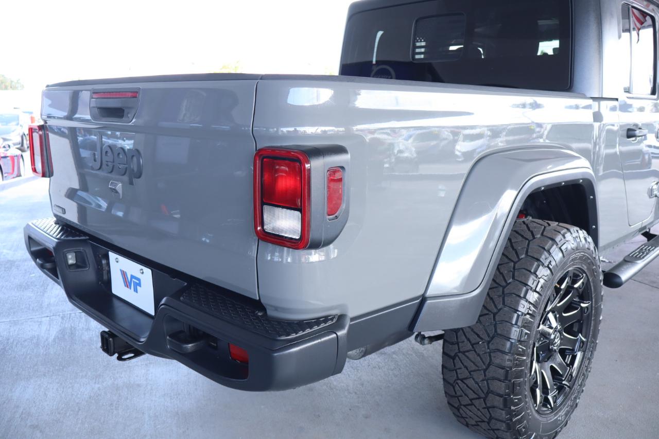 Jeep Gladiator Willys 4x4 2021