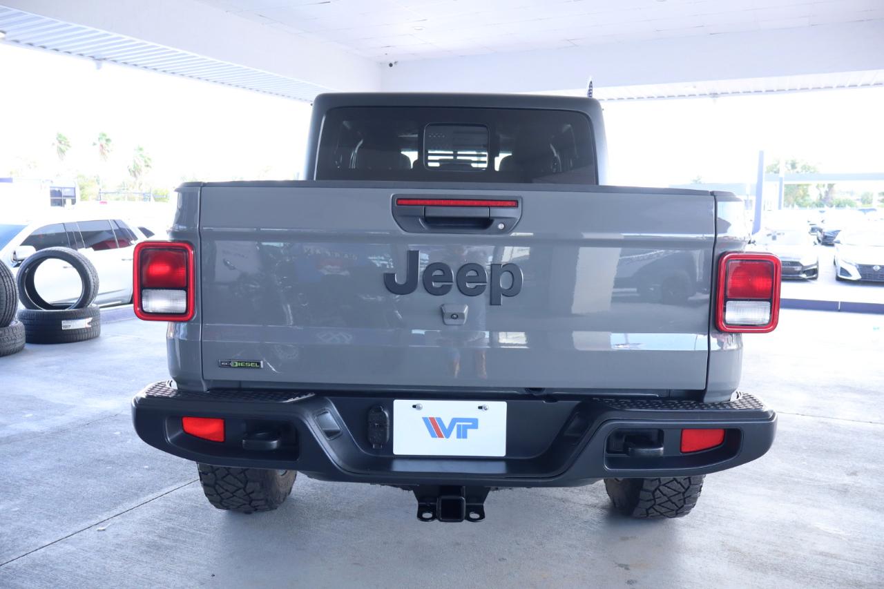Jeep Gladiator Willys 4x4 2021