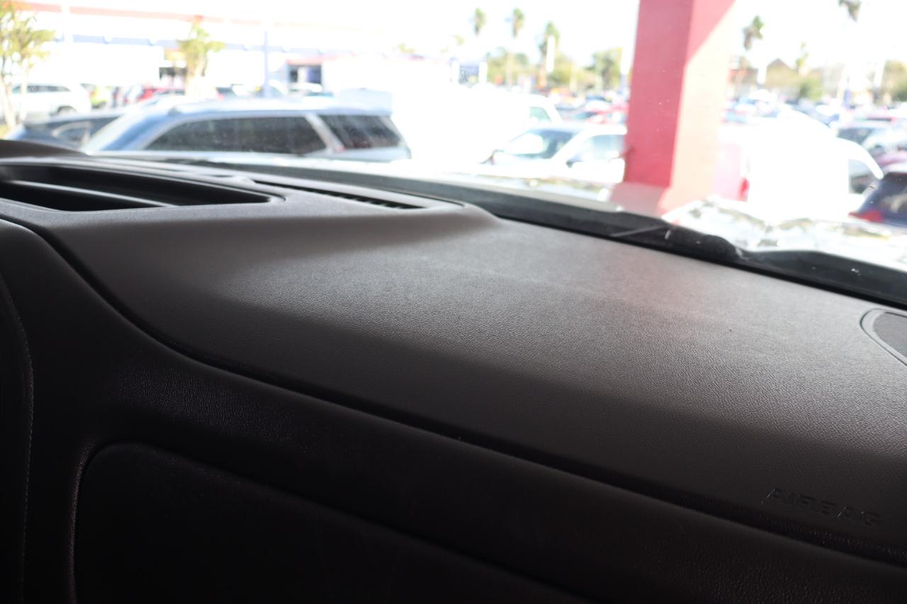 GMC Sierra 1500 4WD Crew Cab 147" Denali 2021