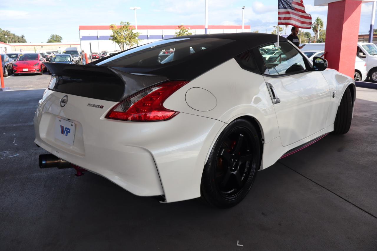 Nissan 370Z Coupe NISMO Manual 2017