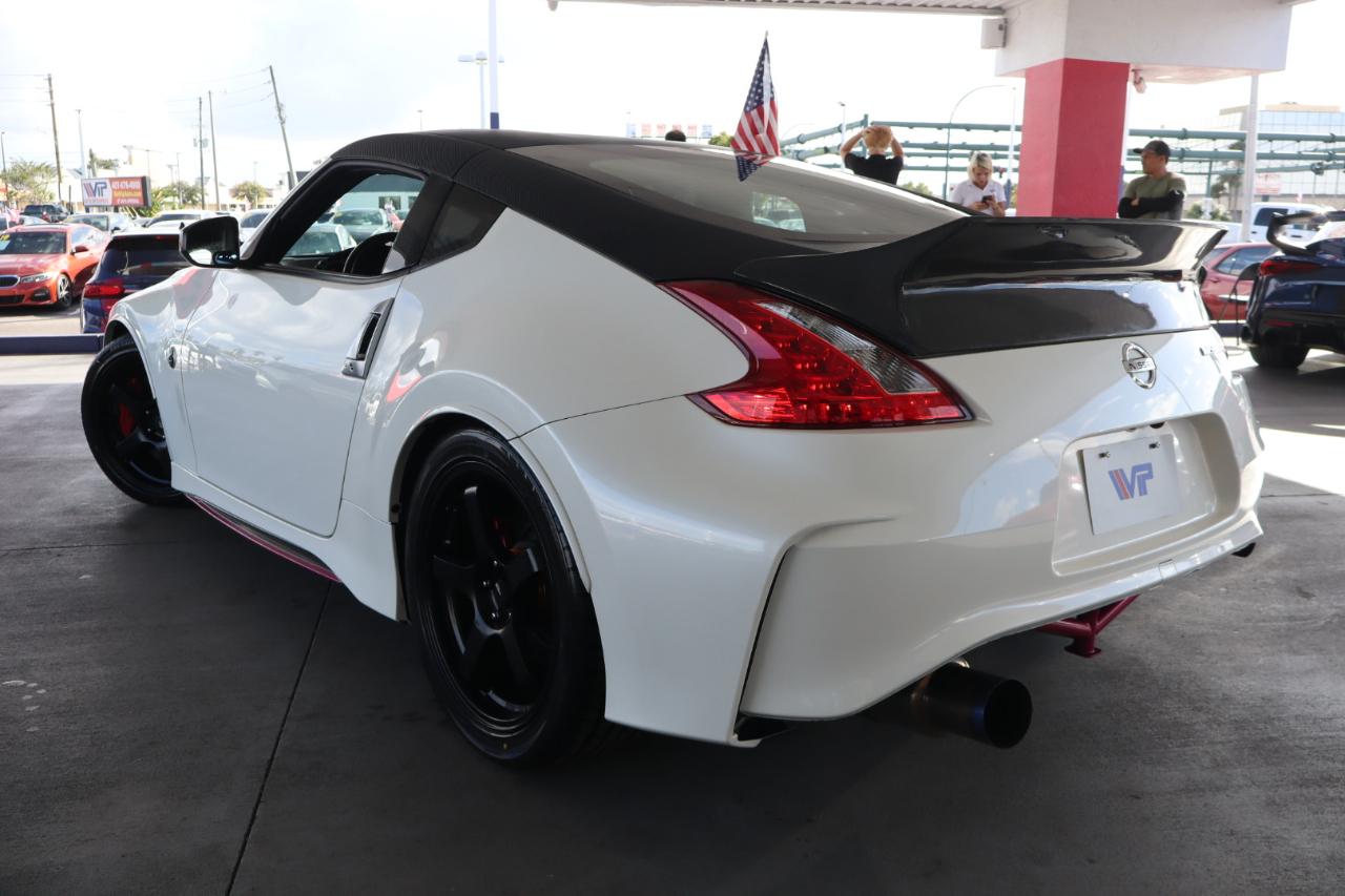 Nissan 370Z Coupe NISMO Manual 2017