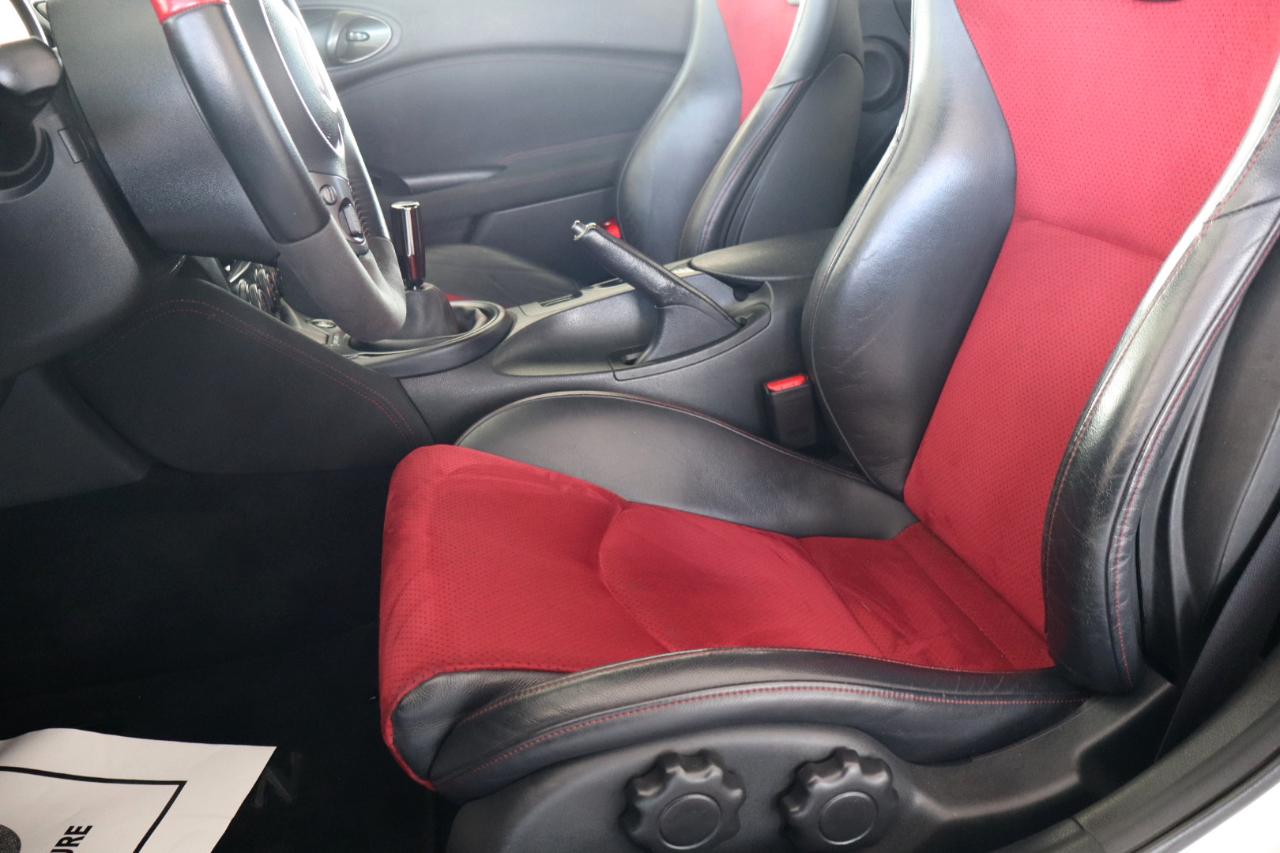 Nissan 370Z Coupe NISMO Manual 2017