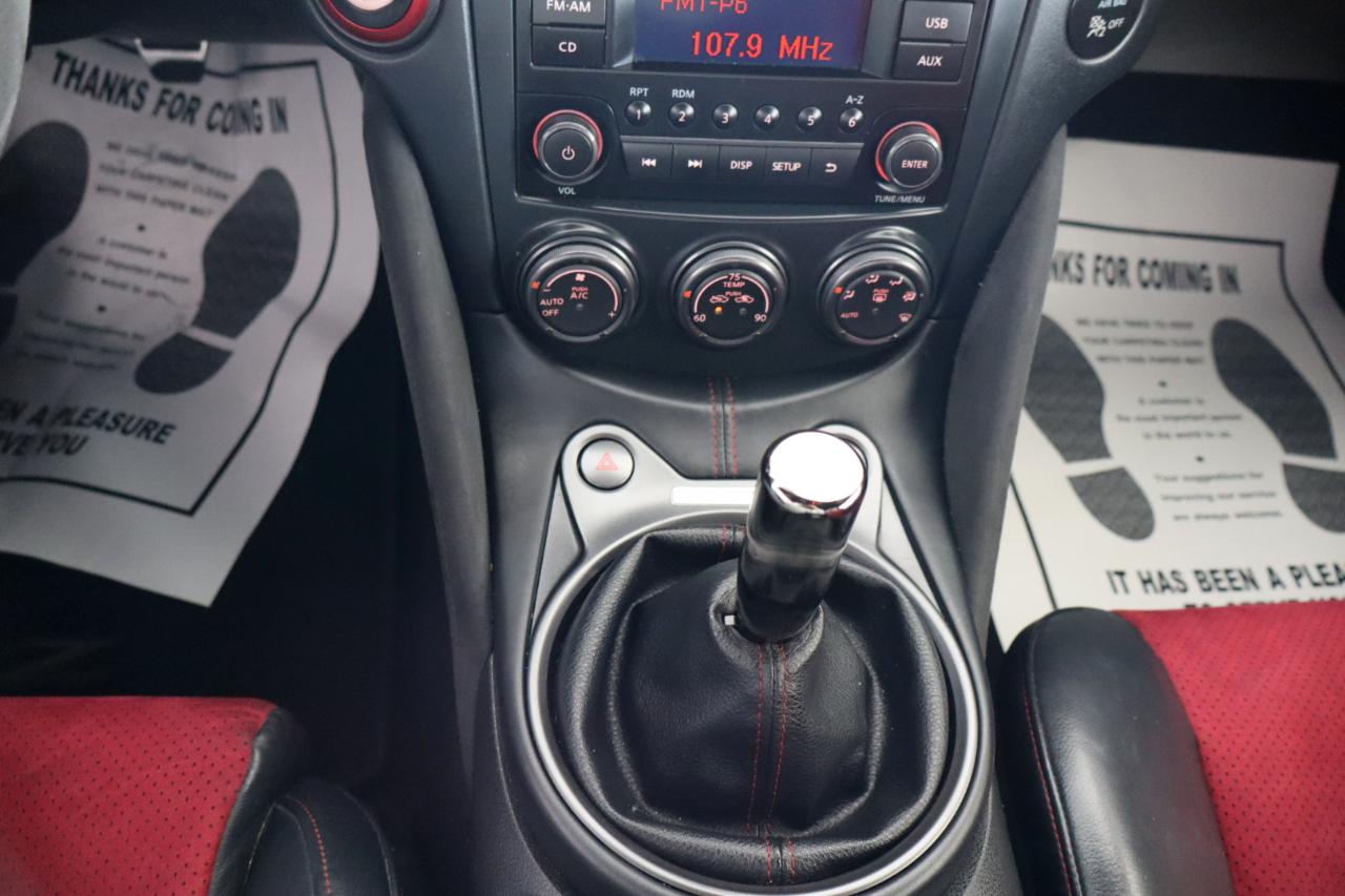 Nissan 370Z Coupe NISMO Manual 2017