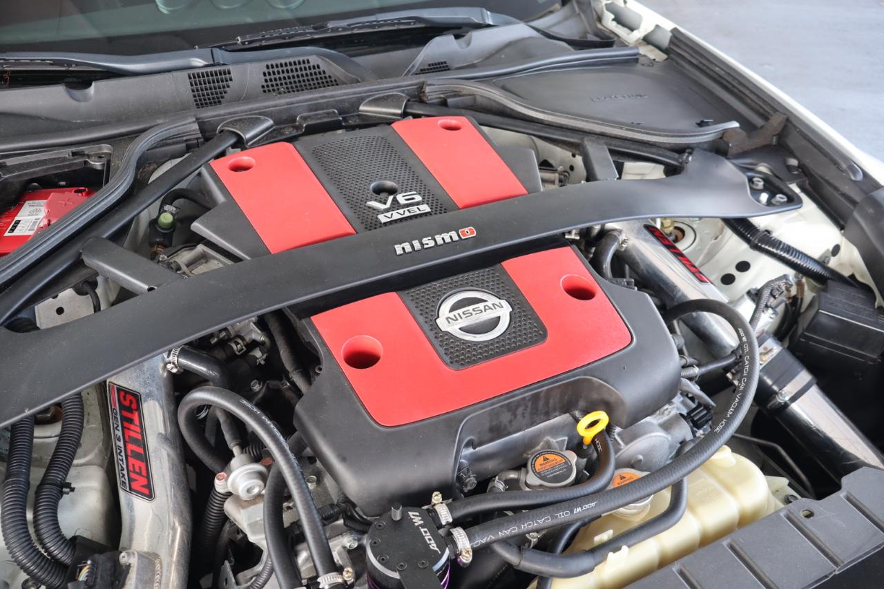 Nissan 370Z Coupe NISMO Manual 2017