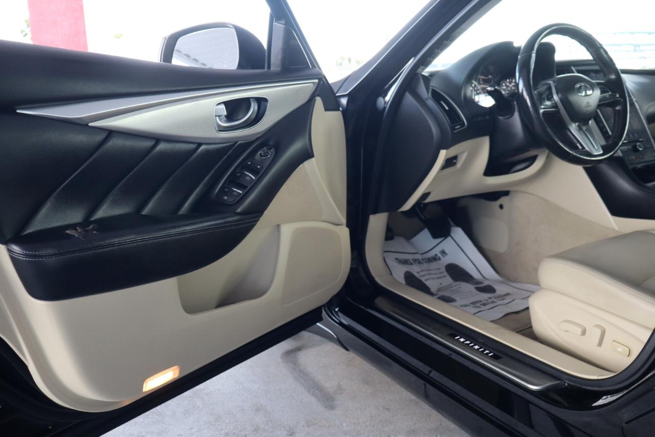 Infiniti Q50 3.0t LUXE RWD 2020