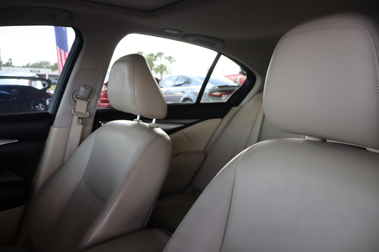 Infiniti Q50 3.0t LUXE RWD 2020