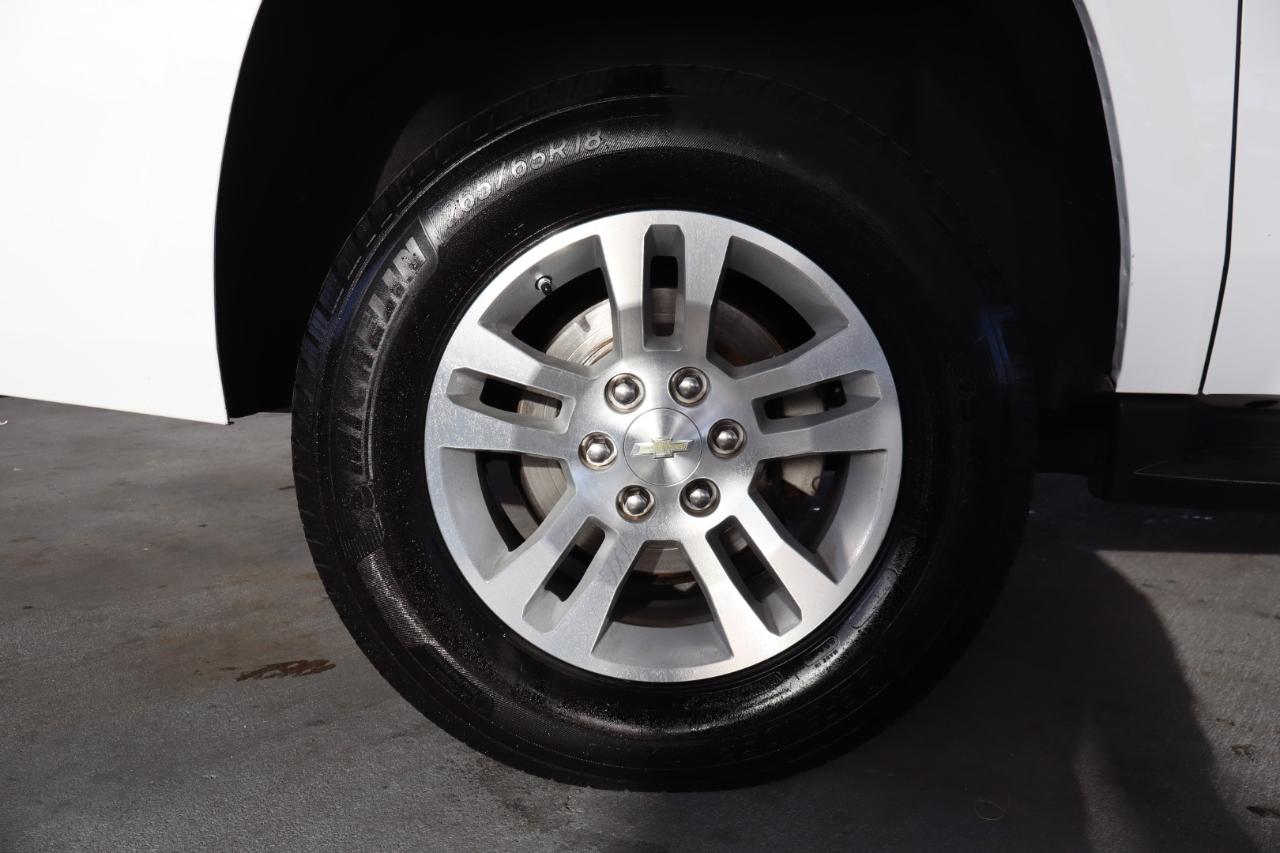 Chevrolet Suburban 2WD 4dr 1500 LT 2018