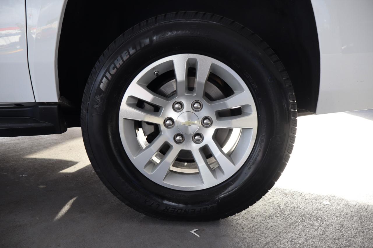 Chevrolet Suburban 2WD 4dr 1500 LT 2018