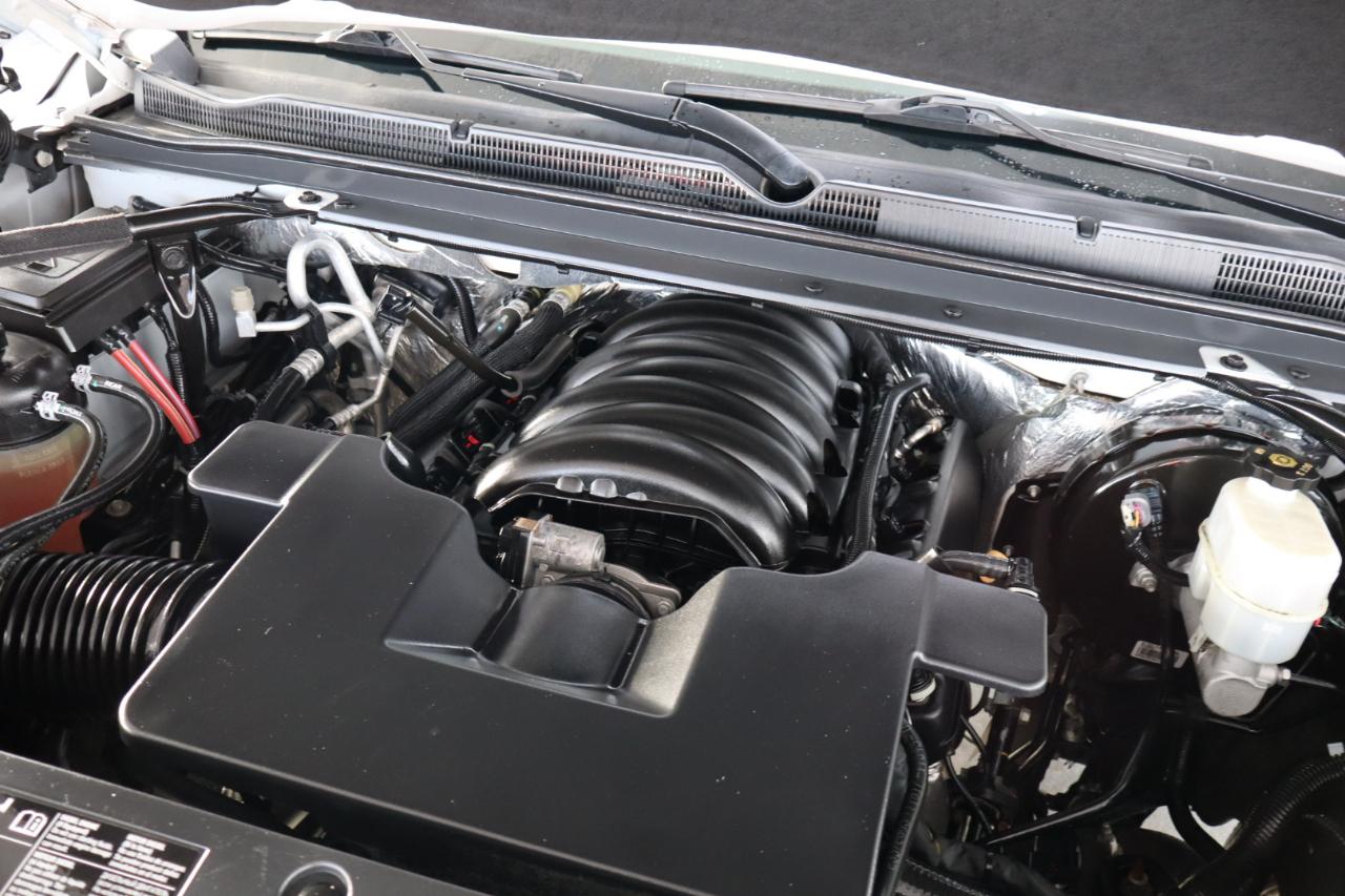 Chevrolet Suburban 2WD 4dr 1500 LT 2018