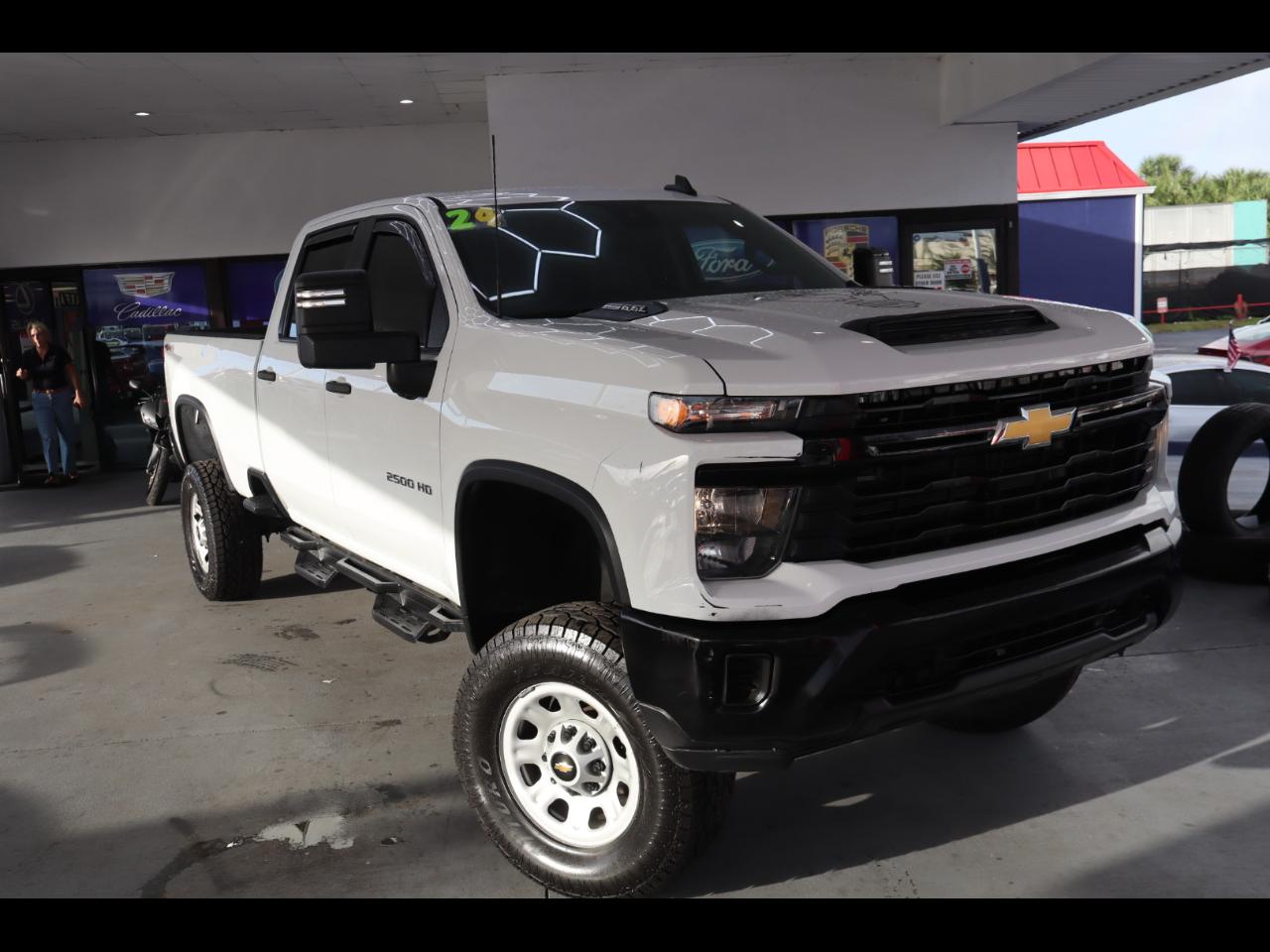 Chevrolet Silverado 2500HD 4WD Crew Cab 172" Work Truck 2024