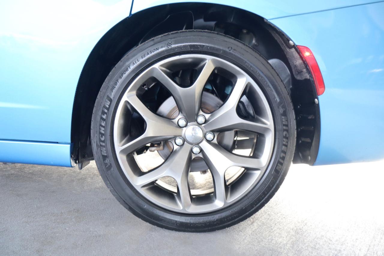 Dodge Charger 4dr Sdn SXT RWD 2016