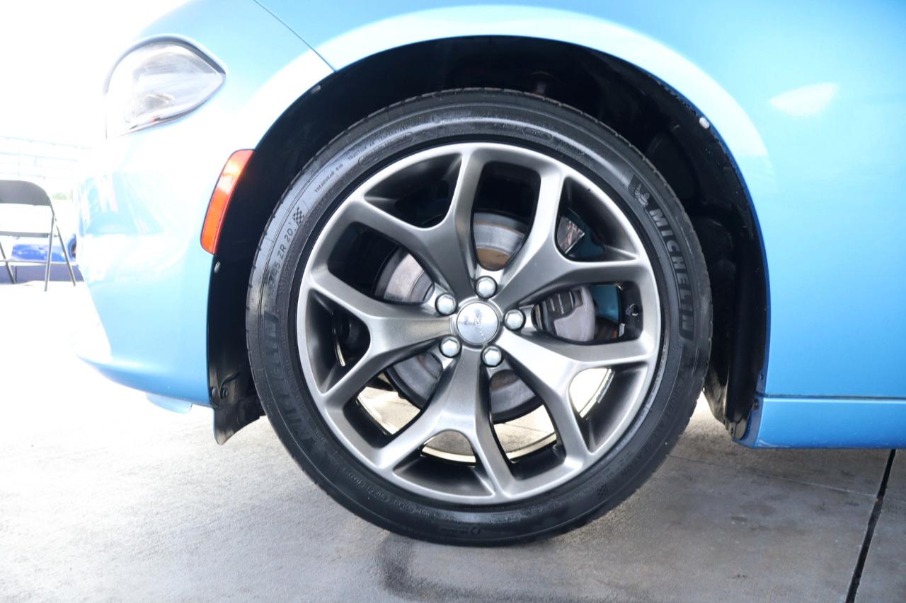 Dodge Charger 4dr Sdn SXT RWD 2016