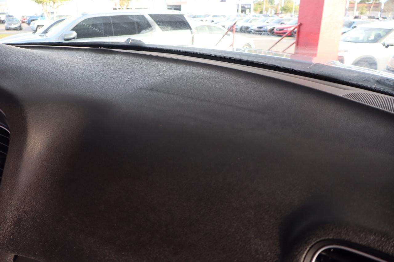 Dodge Charger 4dr Sdn SXT RWD 2016