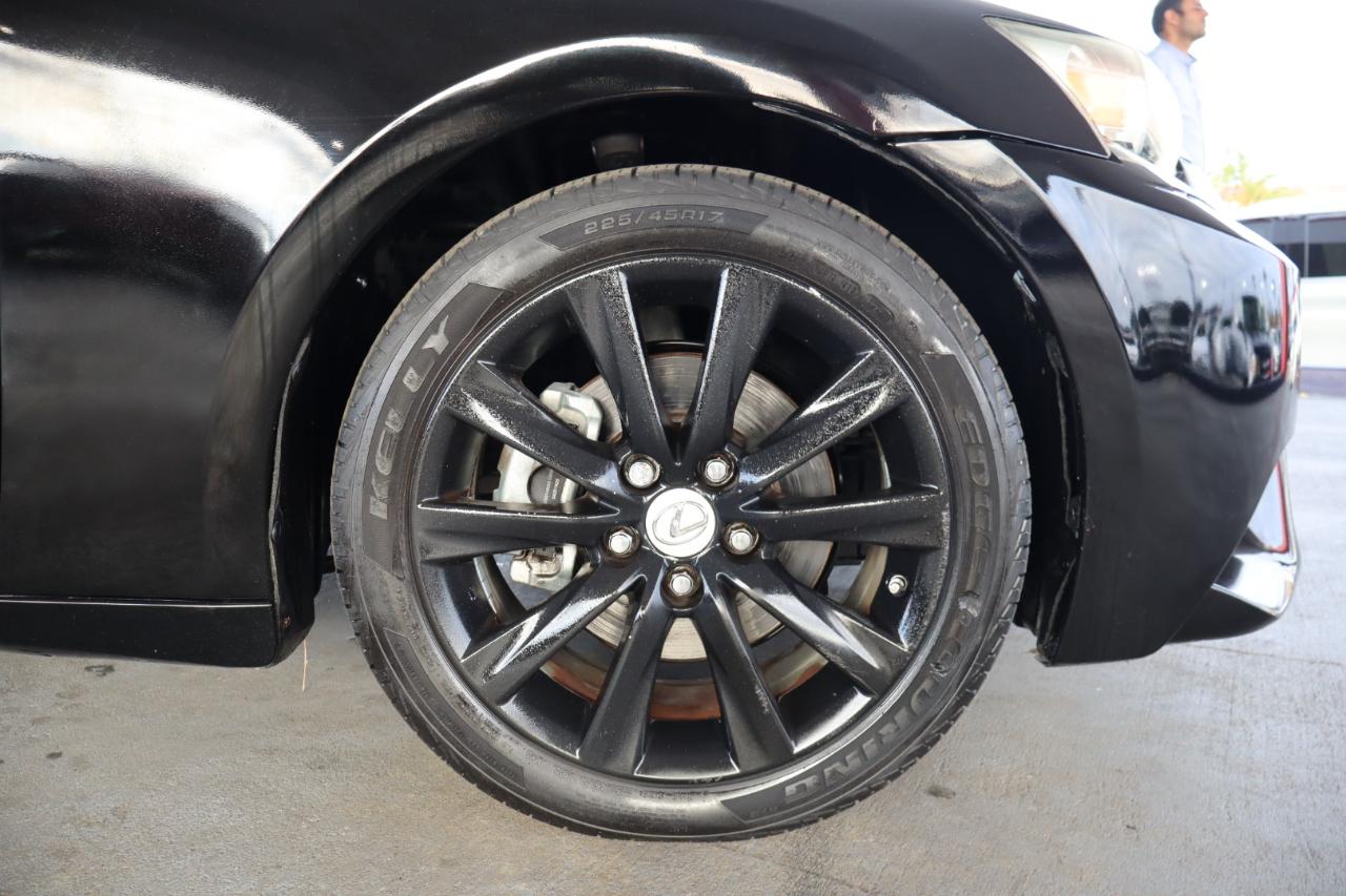 Lexus IS 250 4dr Sport Sdn RWD 2015