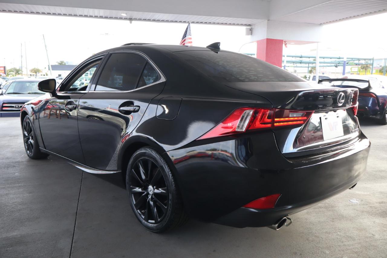 Lexus IS 250 4dr Sport Sdn RWD 2015