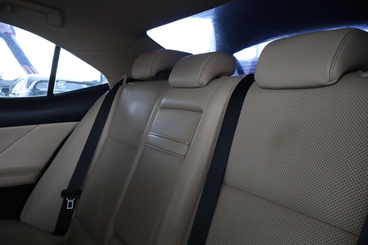 Lexus IS 250 4dr Sport Sdn RWD 2015