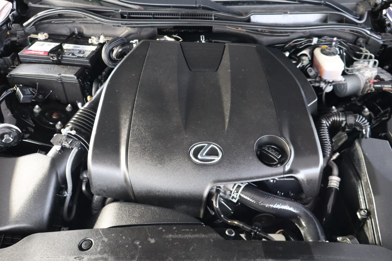 Lexus IS 250 4dr Sport Sdn RWD 2015