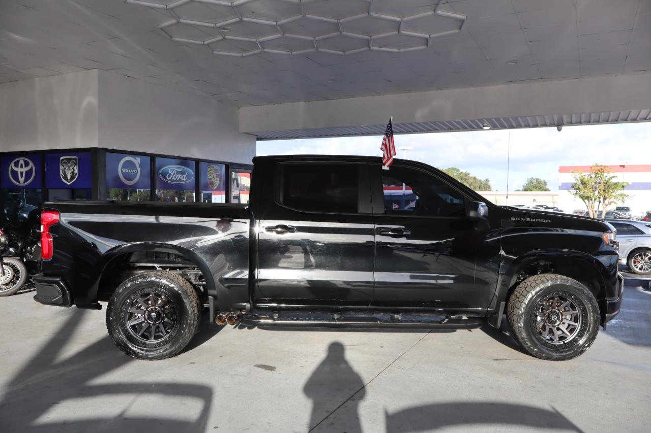 Chevrolet Silverado 1500 2WD Crew Cab 147" RST 2020