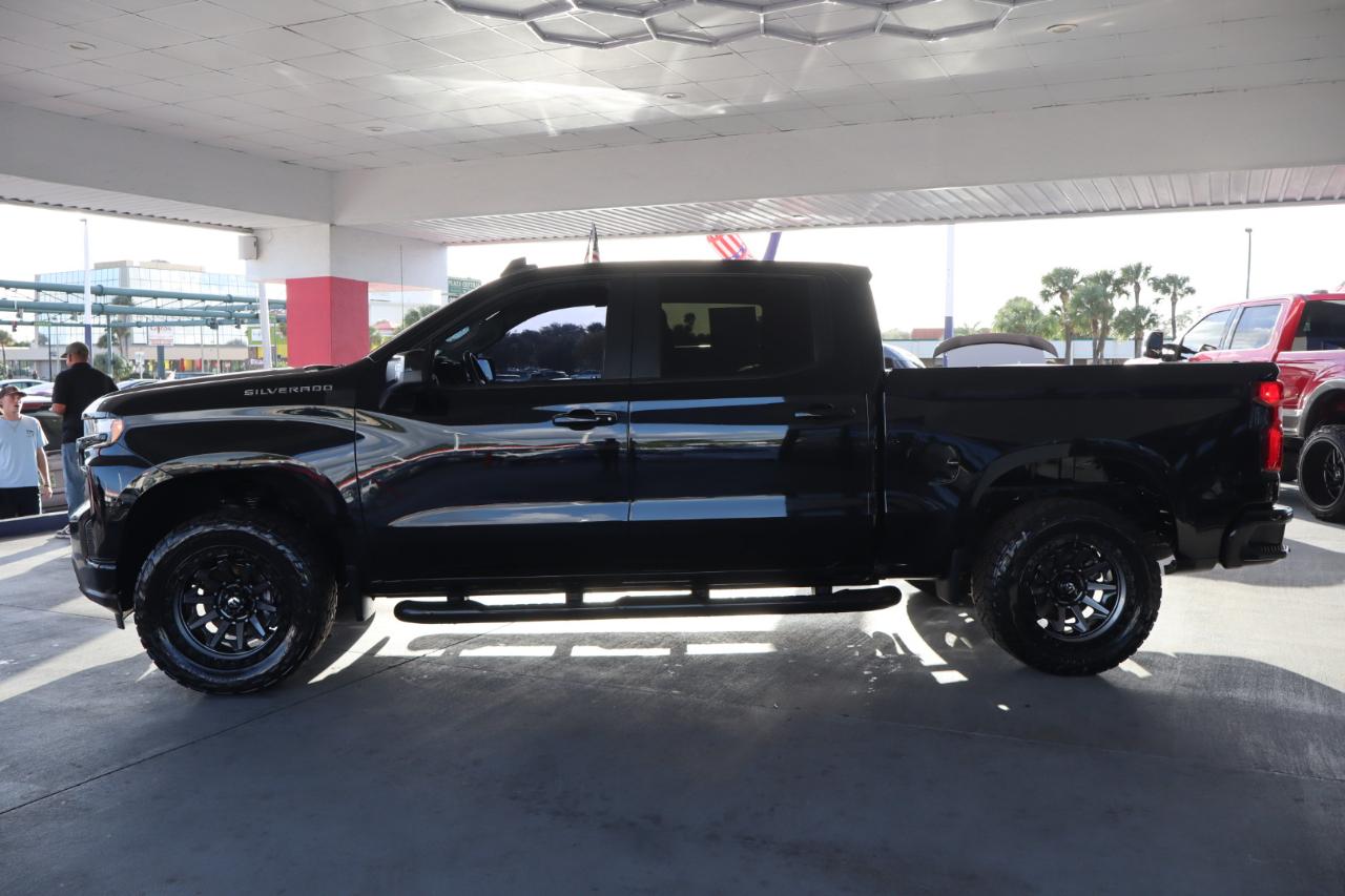 Chevrolet Silverado 1500 2WD Crew Cab 147" RST 2020