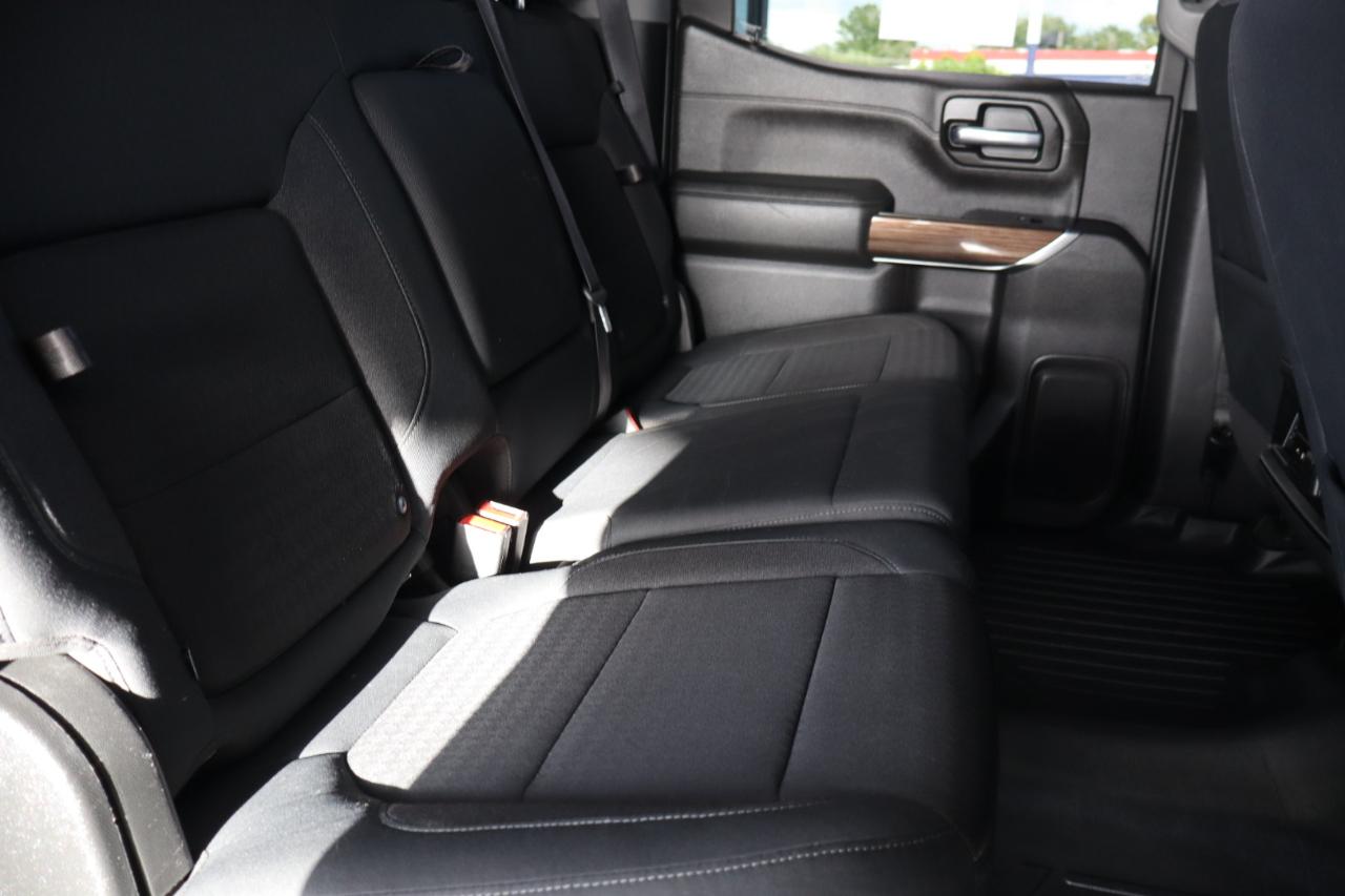 Chevrolet Silverado 1500 2WD Crew Cab 147" RST 2020