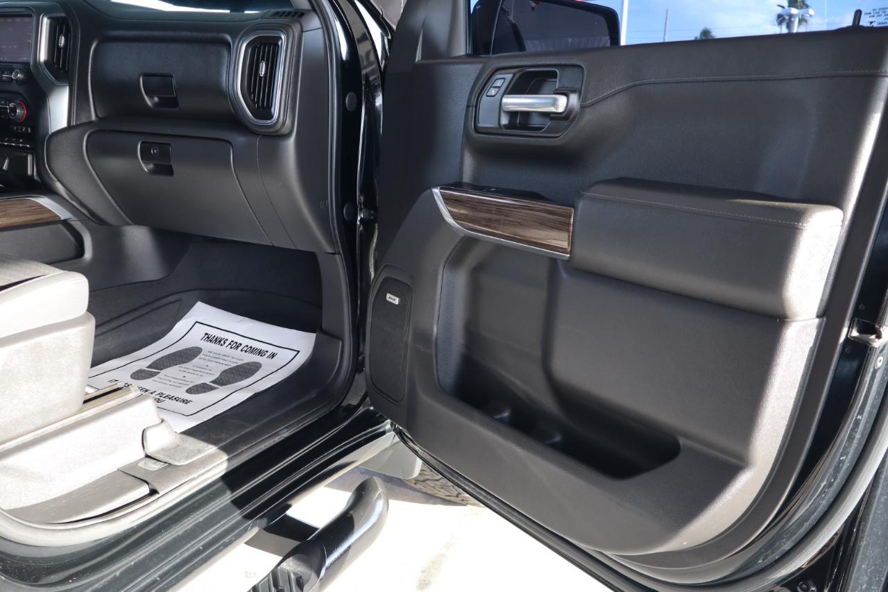 Chevrolet Silverado 1500 2WD Crew Cab 147" RST 2020