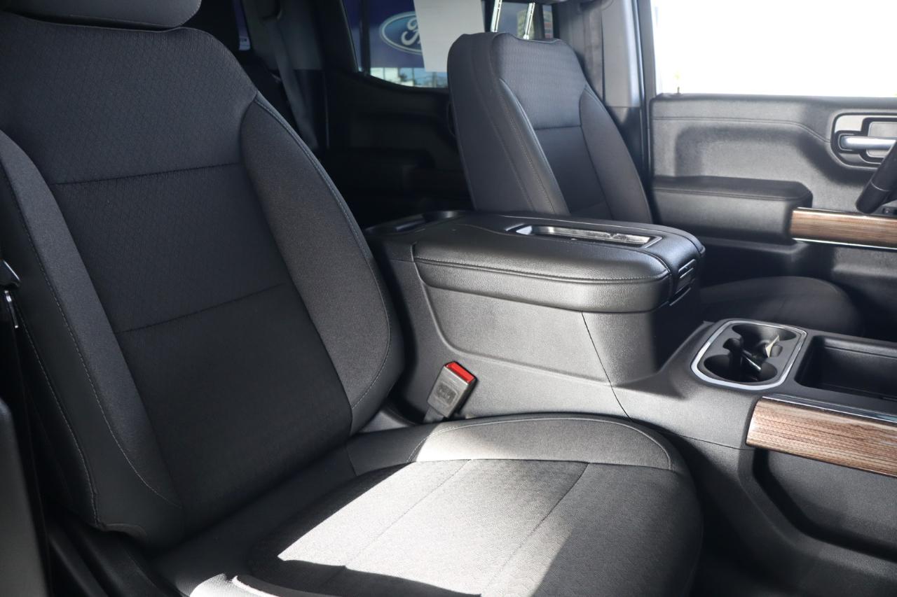 Chevrolet Silverado 1500 2WD Crew Cab 147" RST 2020