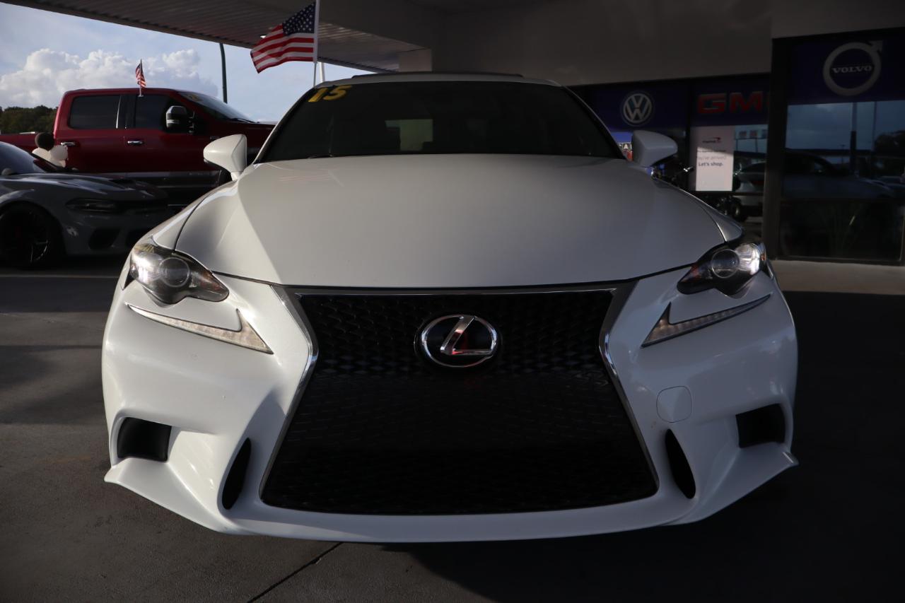 Lexus IS 350 4dr Sdn RWD 2015