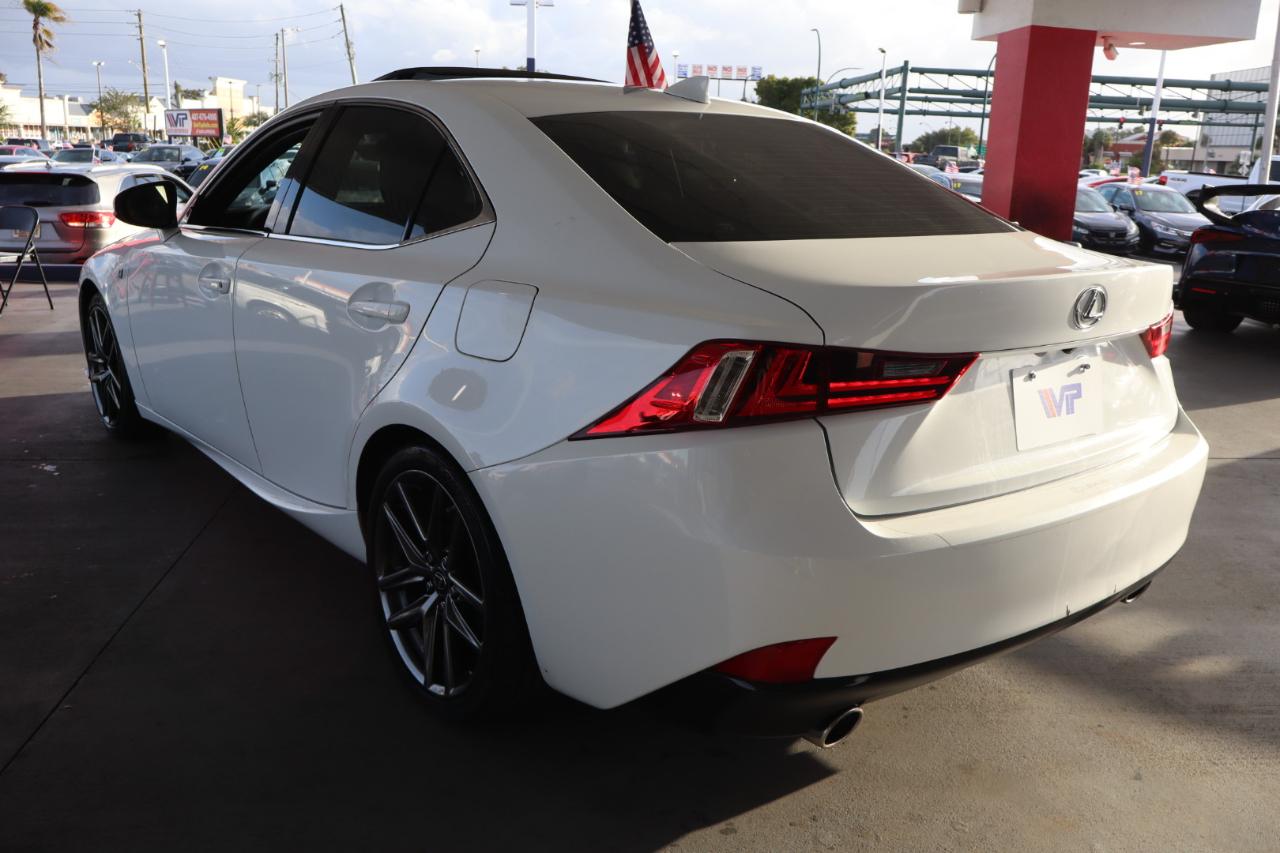 Lexus IS 350 4dr Sdn RWD 2015