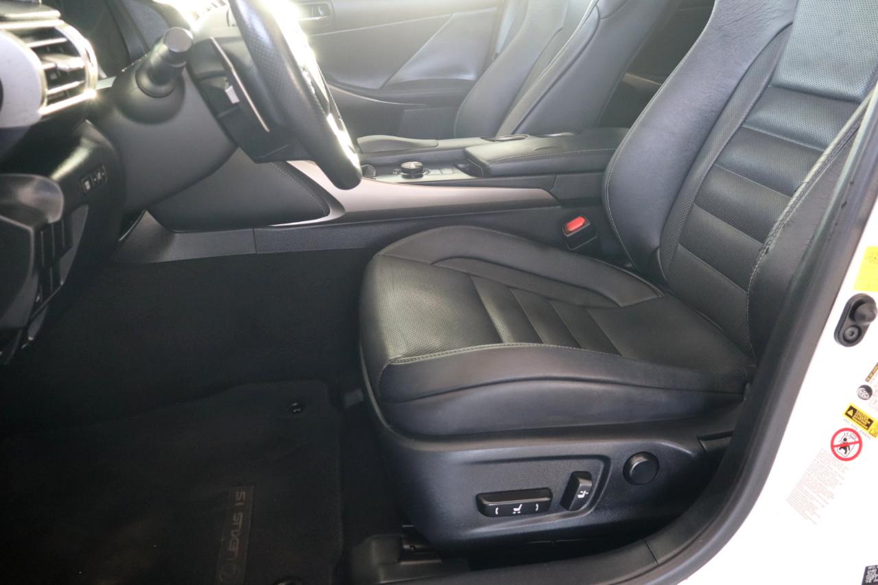 Lexus IS 350 4dr Sdn RWD 2015